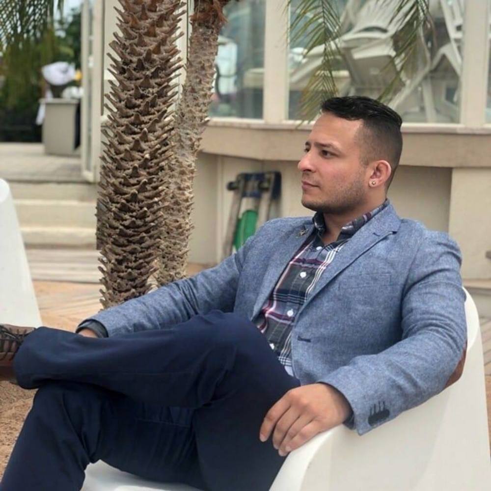 Angelo L. 😇 🐶🦁